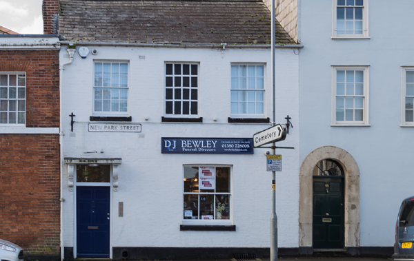 D.J. Bewley, Devizes Wiltshire